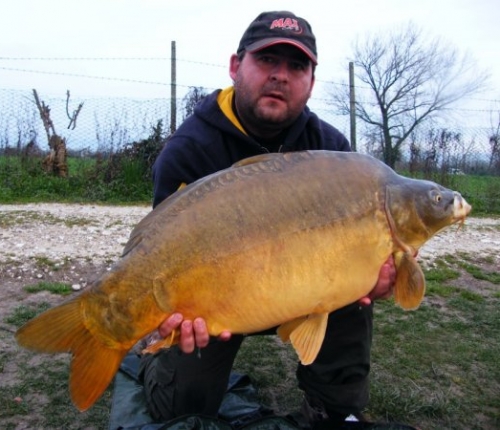 Petr Buček - Italy 33lb 1oz