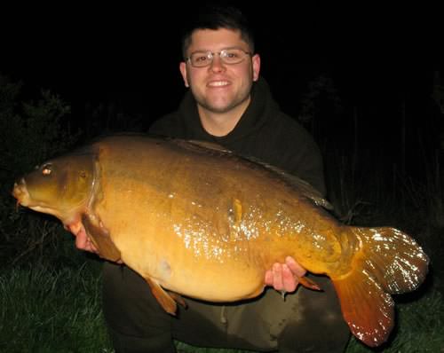 Ash Savage - Wellingborough Lakes 33lb 2oz