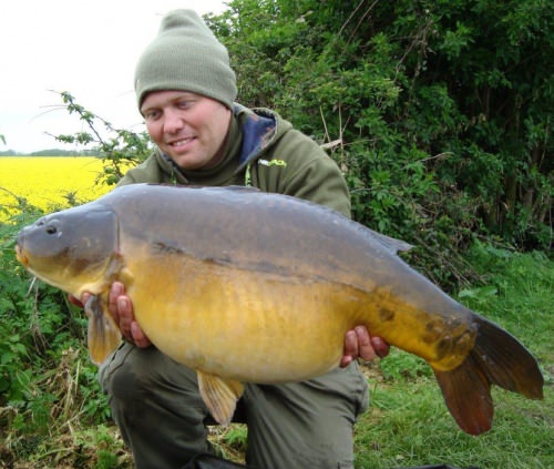 Carl Sharp - Fenland Fisheries 22lb 2oz