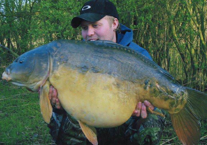 Carl Sharp - Blackthorn Fishery 12lb 8oz