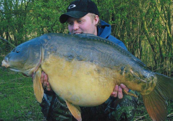 Carl Sharp - Blackthorn Fishery 15lb 7oz