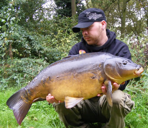 Dan Thorp - Staffordshire Lake 20lb 8oz