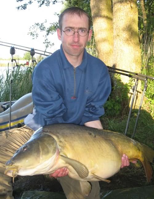 Dariusz Karolczak - Jezioro Krolewskie 43lb 0oz