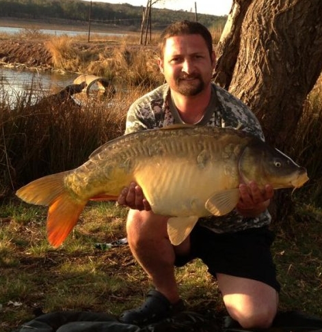 Dirk Engelbrecht - South African Lake 25lb 4oz