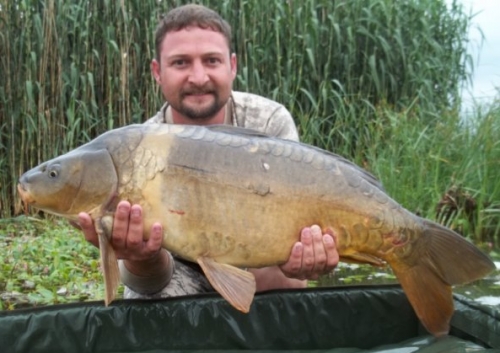 Dirk Engelbrecht - South African Lake 21lb 4oz