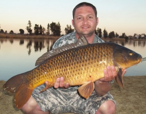 Dirk Engelbrecht - South African Lake 19lb 6oz