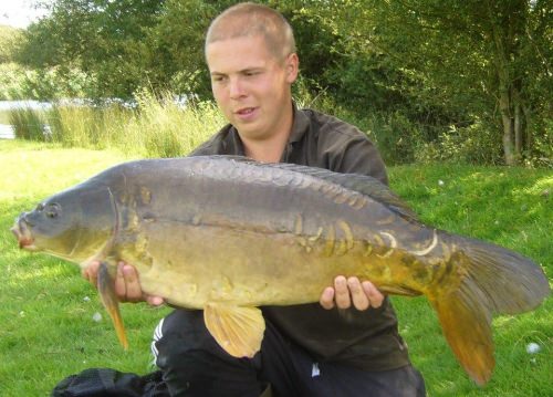 Dominic Roots - Stour Lake 21lb 2oz