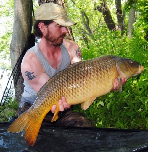 Erik Grubb - Merrimack River 19lb 7oz