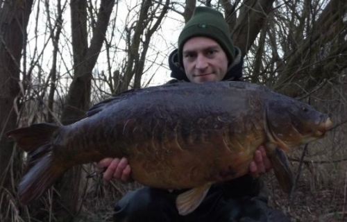 James Hibbard - Woolpack Fishery 25lb 10oz