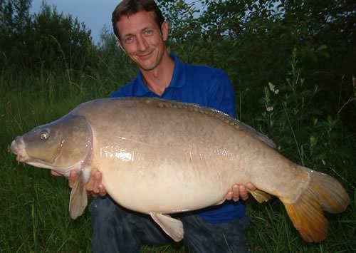 Karl King - Etang de la Croix Blanche 28lb 7oz