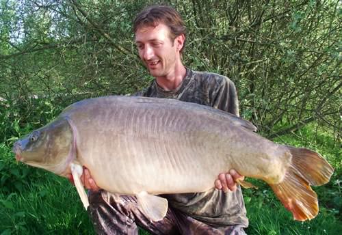 Karl King - Etang de la Croix Blanche 40lb 2oz