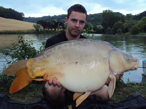 Ken Jowett - Mas Bas 28lb 10oz