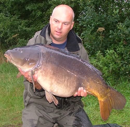 Kevin Durman - Mid Kent Fisheries 33lb 1oz