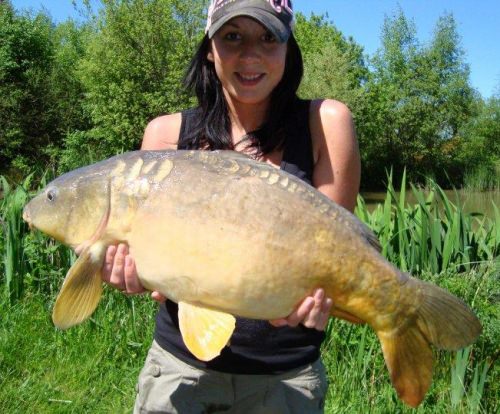 Liz Hicks - Anglers Paradise 13lb 8oz