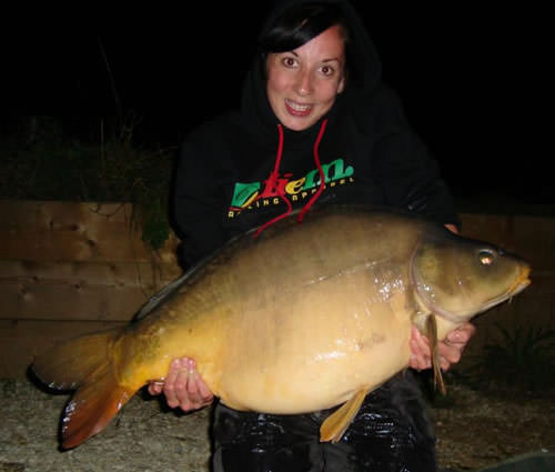 Liz Hicks - Crete Lakes 37lb 0oz