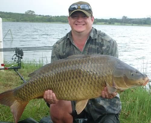 Louis Britz - Buffelspoort Dam 41lb 9oz