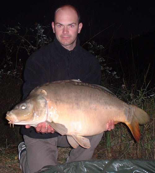 Matthew Walker - Moorland Fisheries France 30lb 5oz