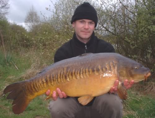 Matthew Walker - Stour lake 18lb 3oz