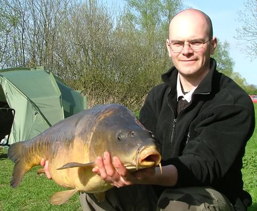 Matthew Walker - Stour lake 24lb 11oz