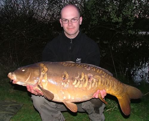 Matthew Walker - Stour lake 30lb 3oz