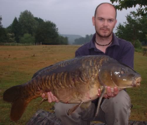 Matthew Walker - Stour Lake 25lb 4oz