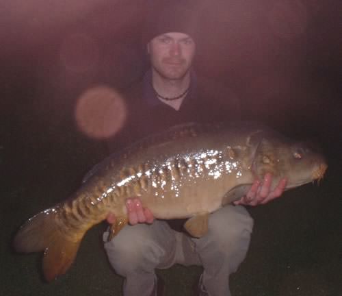 Matthew Walker - Stour Lake 20lb 5oz