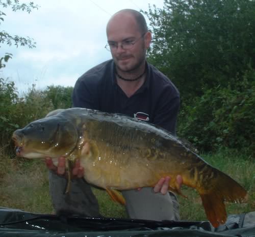 Matthew Walker - Stour Lake 23lb 6oz