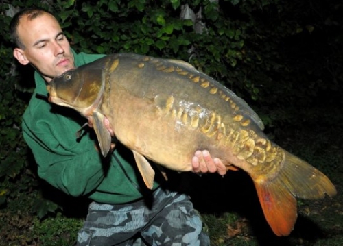 Robert Samek - Svazová řeka 37lb 5oz