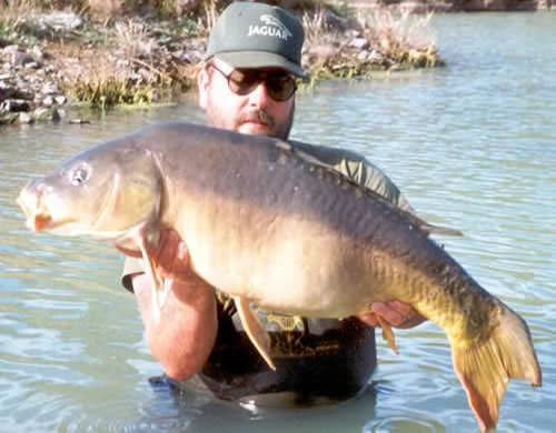 Ron Woodward - Lake Chira 35lb 0oz