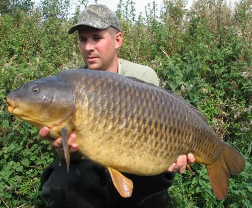 Simon Lewis - Kent Lake 30lb 12oz