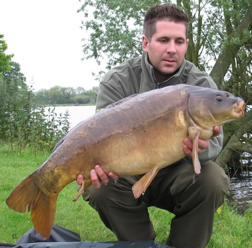 Simon Lewis - Kent Lake 22lb 10oz