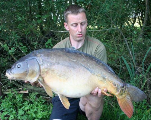 Stefan Knowles - Broadoak Fisheries 33lb 5oz