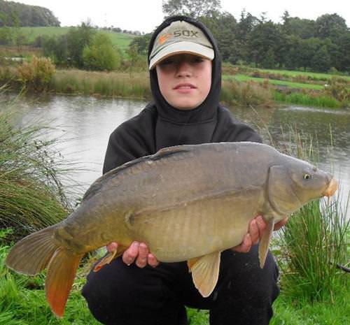 Tommi Jackson - Hunters Lodge Fishery 10lb 9oz