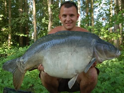 Wez Savage - Sky Lake 48lb 0oz