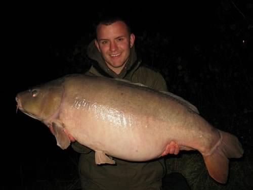 Wez Savage - St Christophe 42lb 10oz