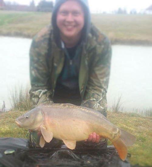 Lee Curd - Knightingales Fishery 15lb 1oz